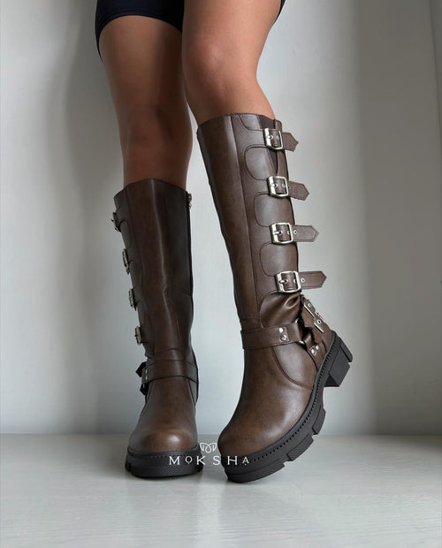 BOTA AMARA