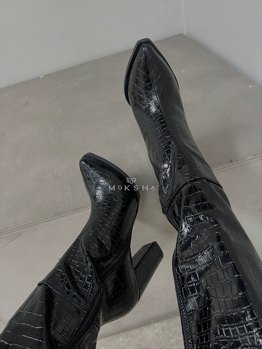 BOTA DANIELA